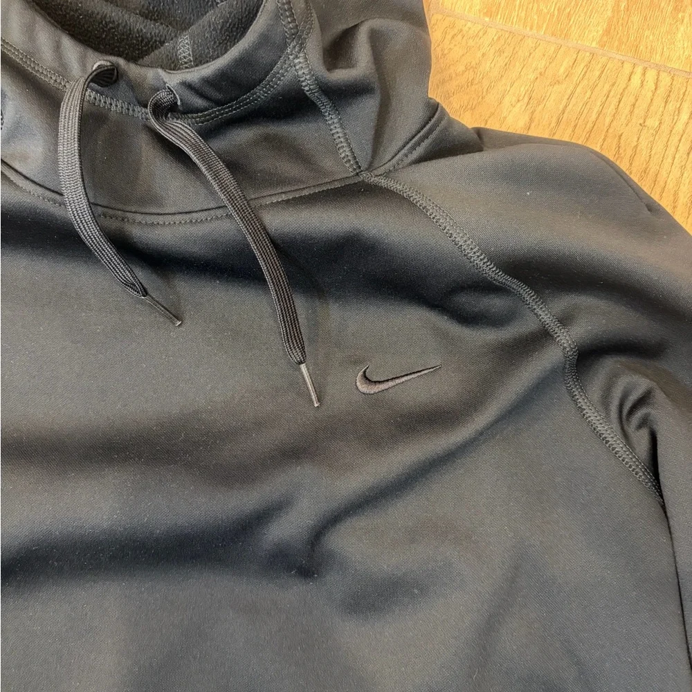 Nike Women’s Pullover Black Hoodie - Picture 3 of 4